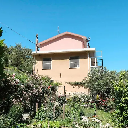 Апартаменты Locazione Turistica Caterina Sweethome Алассио